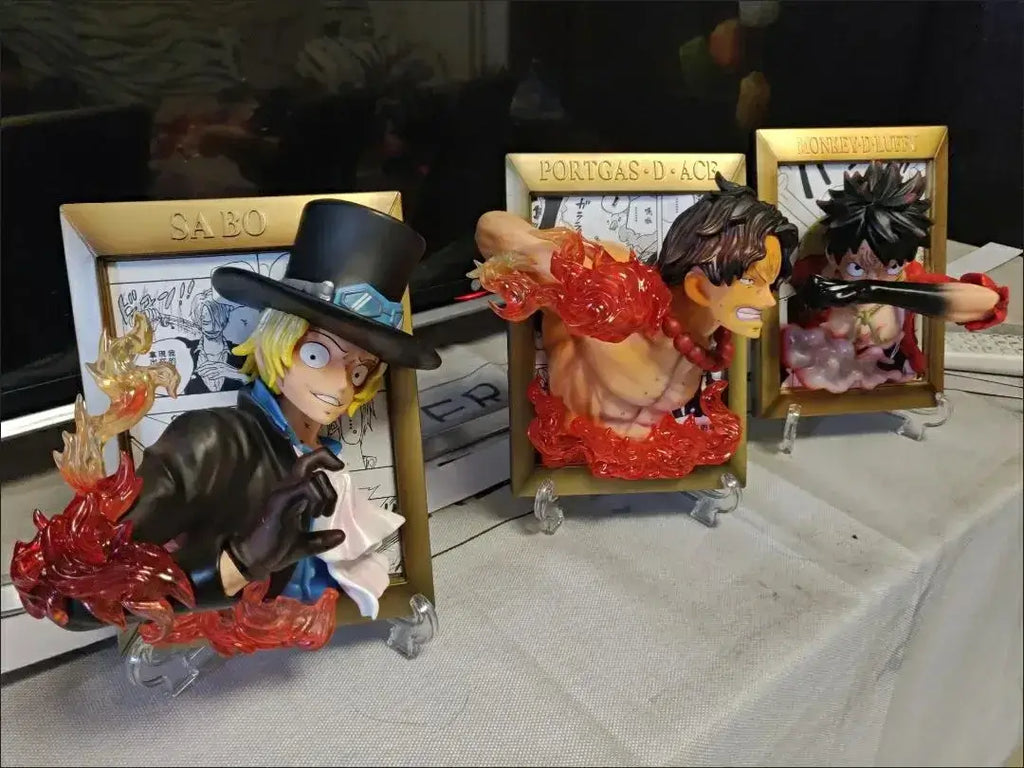 One Piece Three Brothers Statue: Luffy Ace Sabo Frame Gift