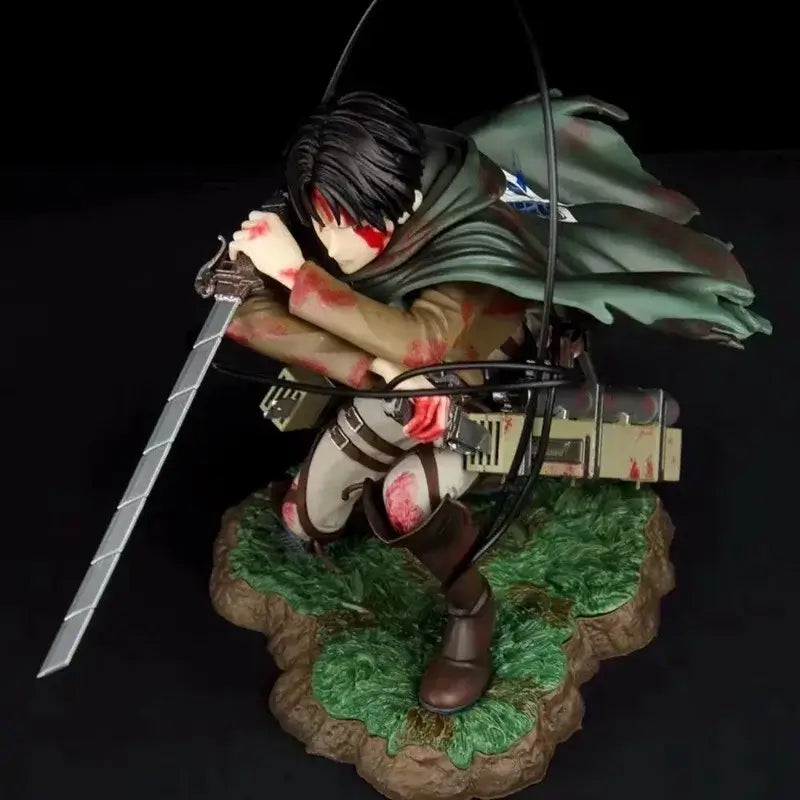 Levi Ackerman Battle Damage PVC Figure 18cm | Bandai